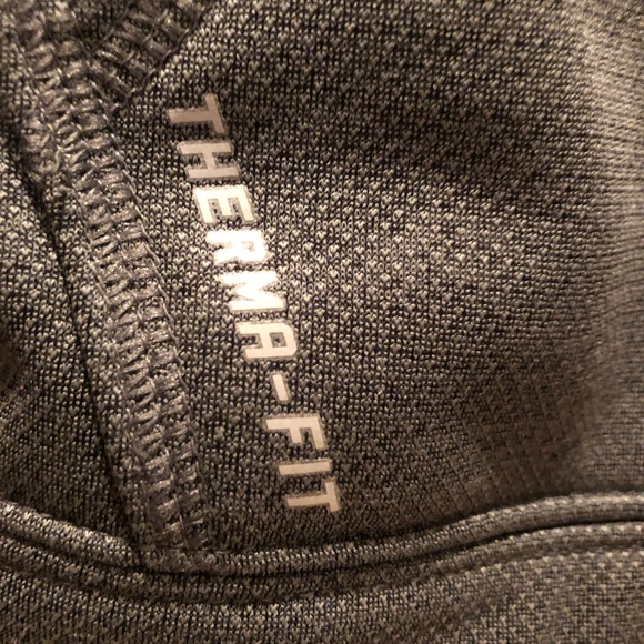 Nike Oregon Thermafit Hoodie - Picture 4 of 4
